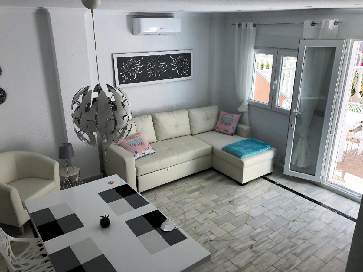 Beach Dream Apartment La Mata  Zewnętrze zdjęcie
